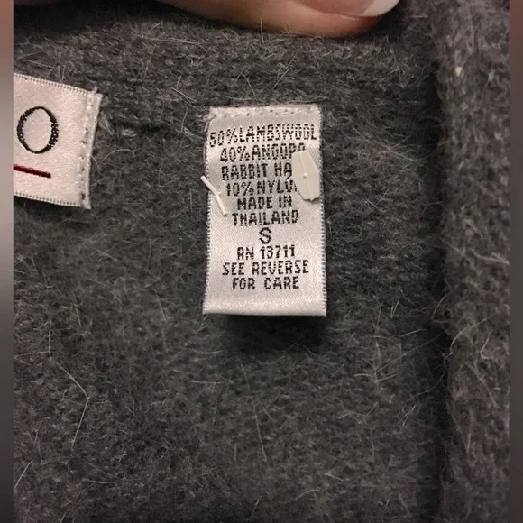 Vintage Gorgeous Bravo warm grey lambswool and angora rabbit hair cardigan. - Picture 5 of 11